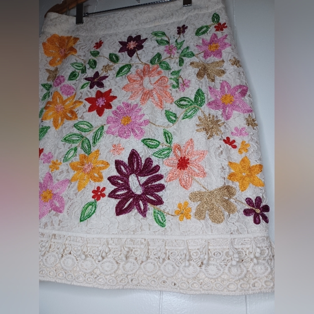 Anthropologie Floral Embroidered Mini Skirt - Cream Multicolor - Picture 2 of 11